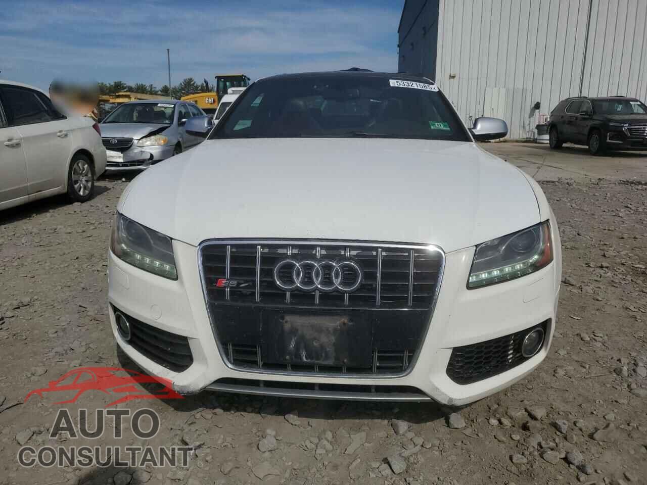 AUDI S5/RS5 2011 - WAUCVAFR3BA016472