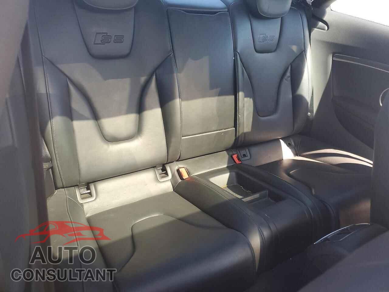 AUDI S5/RS5 2011 - WAU3VAFR0BA077391