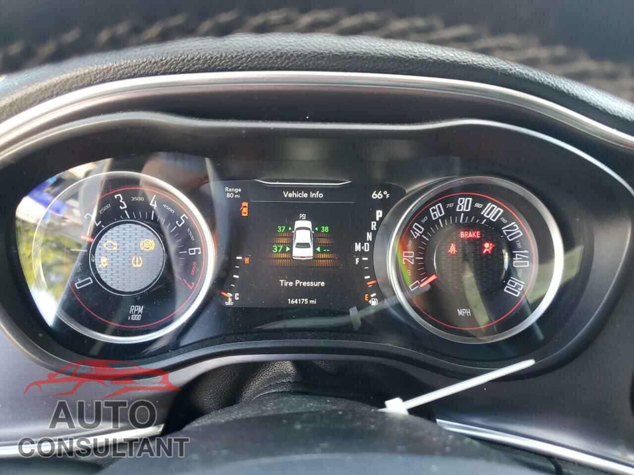 DODGE CHALLENGER 2018 - 2C3CDZAG4JH131046