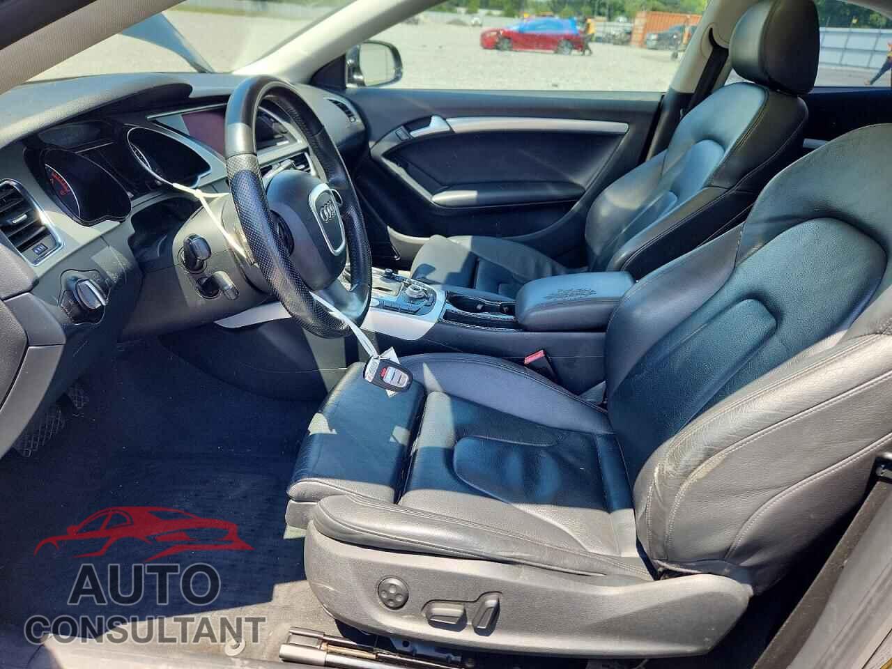 AUDI A5 2012 - WAULFAFR8CA024193
