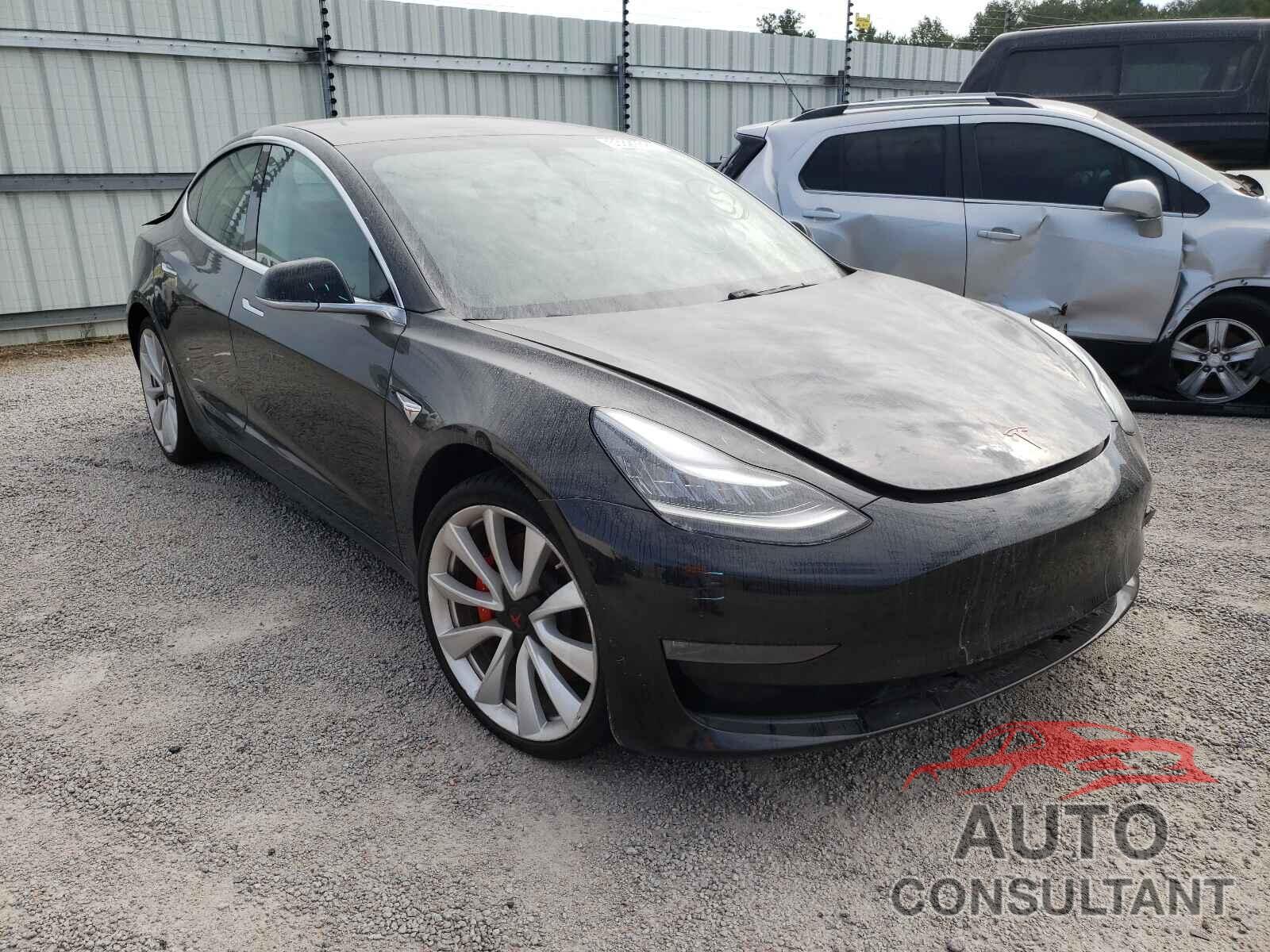TESLA MODEL 3 2019 - 5YJ3E1EB1KF237325