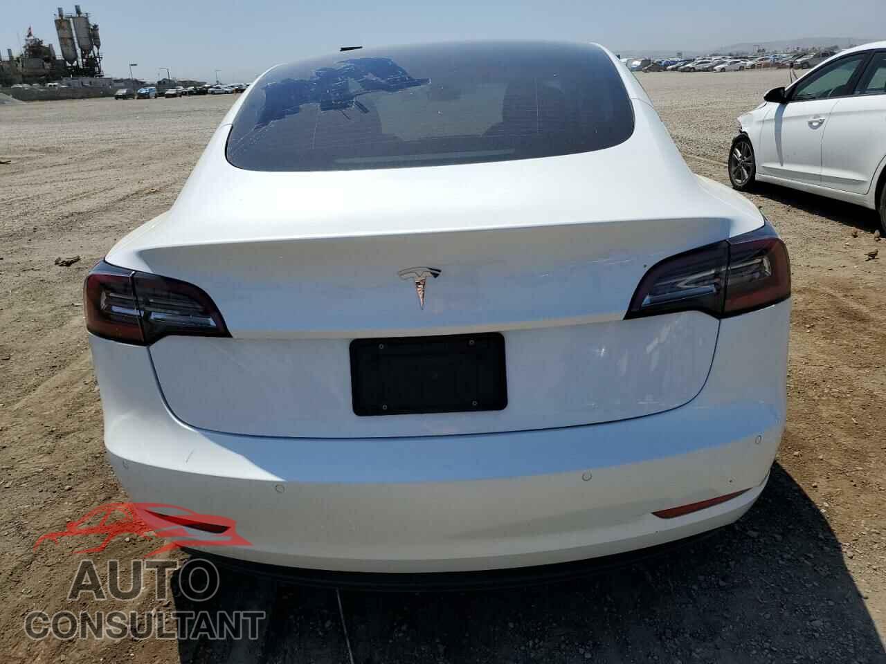 TESLA MODEL 3 2021 - 5YJ3E1EA5MF919974