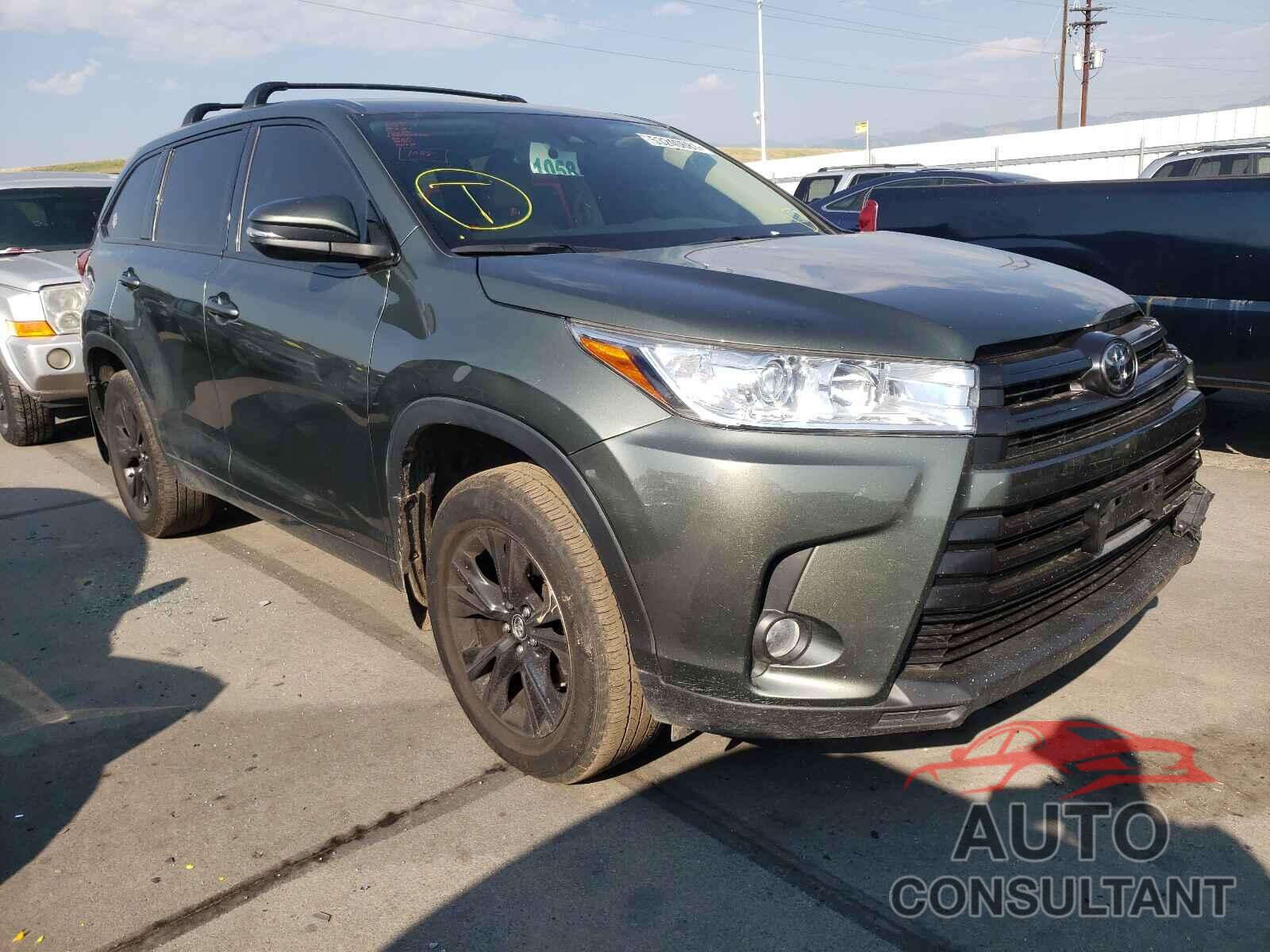 TOYOTA HIGHLANDER 2018 - 5TDBZRFH3JS496720