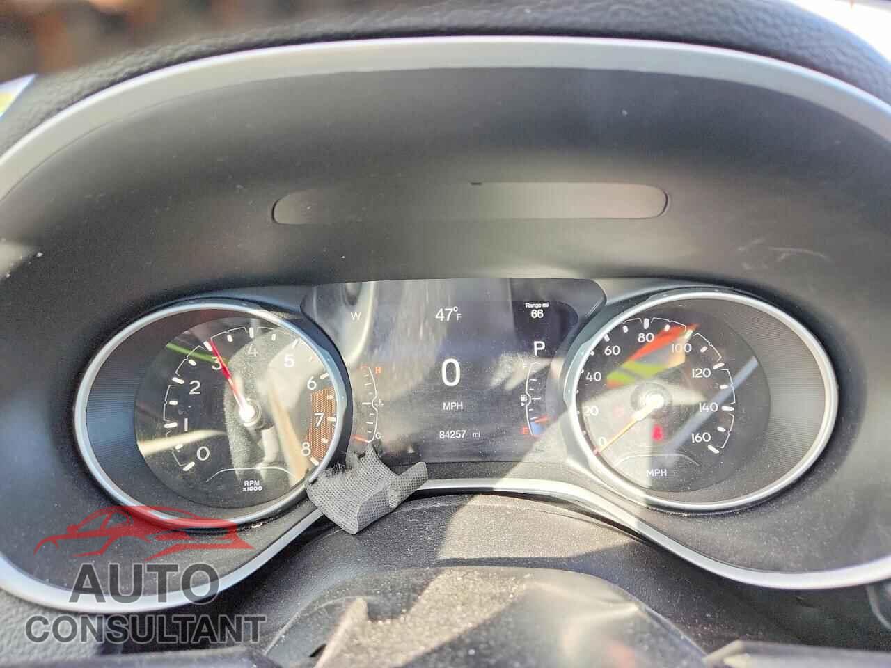 JEEP COMPASS 2019 - 3C4NJDCB9KT647316