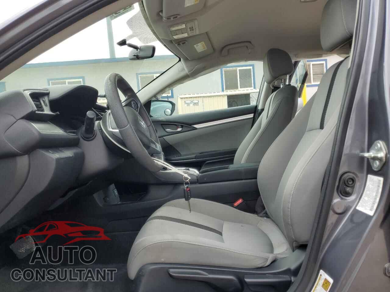 HONDA CIVIC 2018 - 2HGFC2F53JH580391
