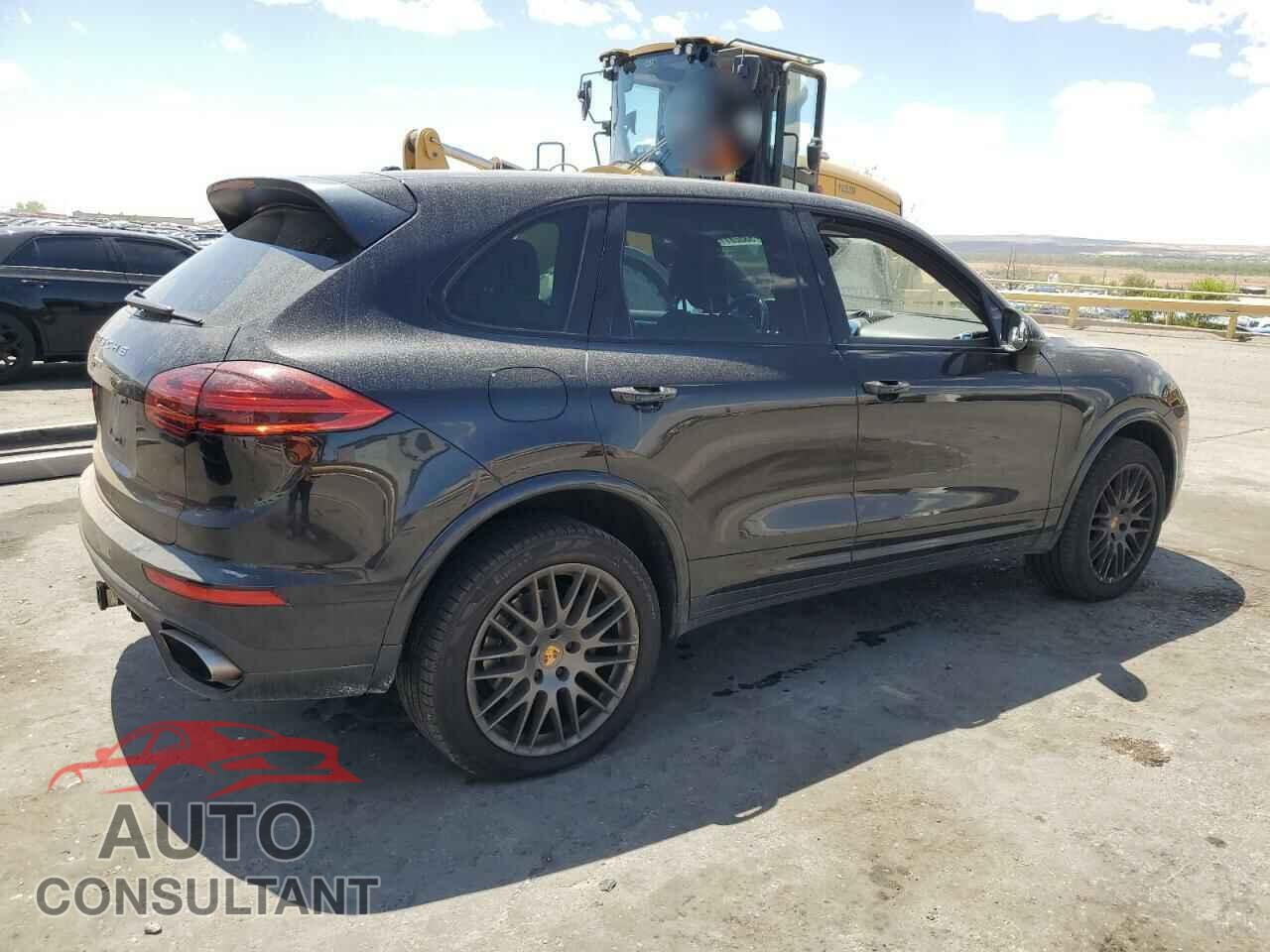 PORSCHE CAYENNE 2017 - WP1AA2A23HKA84522
