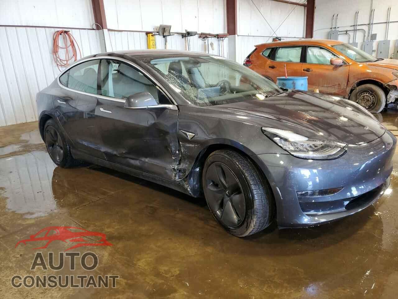 TESLA MODEL 3 2018 - 5YJ3E1EA6JF025848