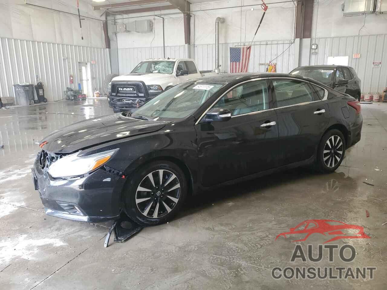 NISSAN ALTIMA 2018 - 1N4AL3AP4JC158498