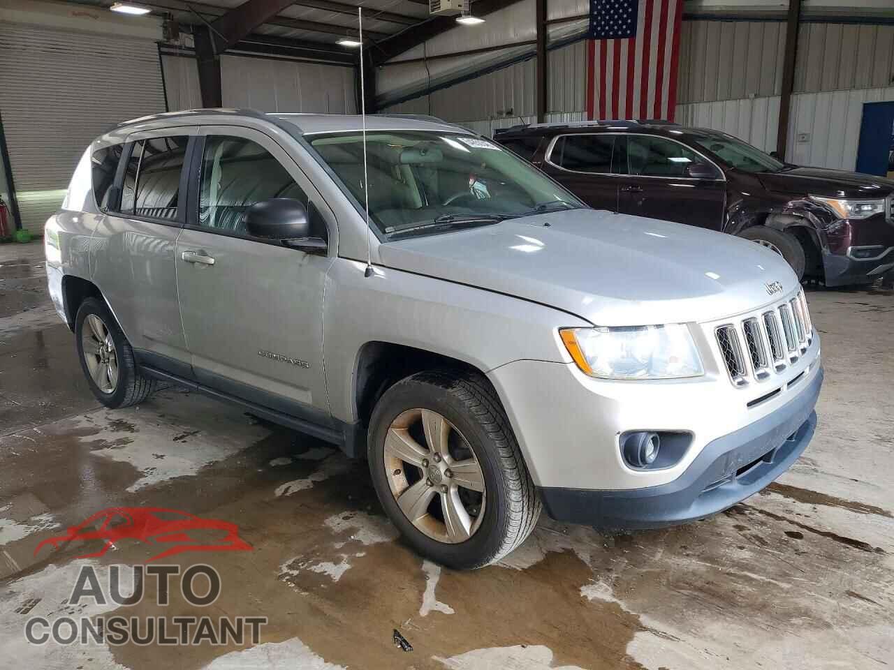JEEP COMPASS 2011 - 1J4NF1FB0BD282651