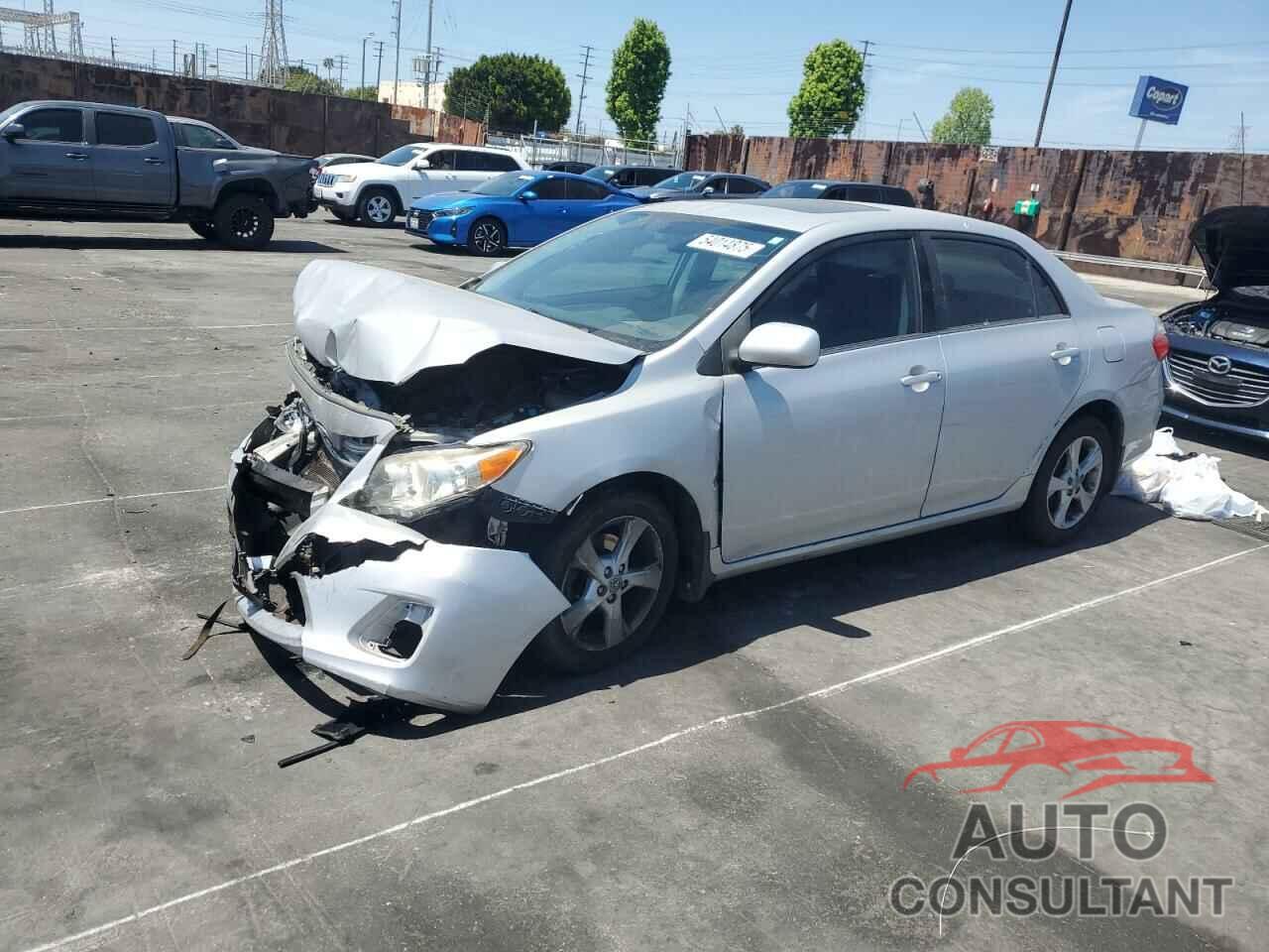 TOYOTA COROLLA 2013 - 2T1BU4EE3DC960871