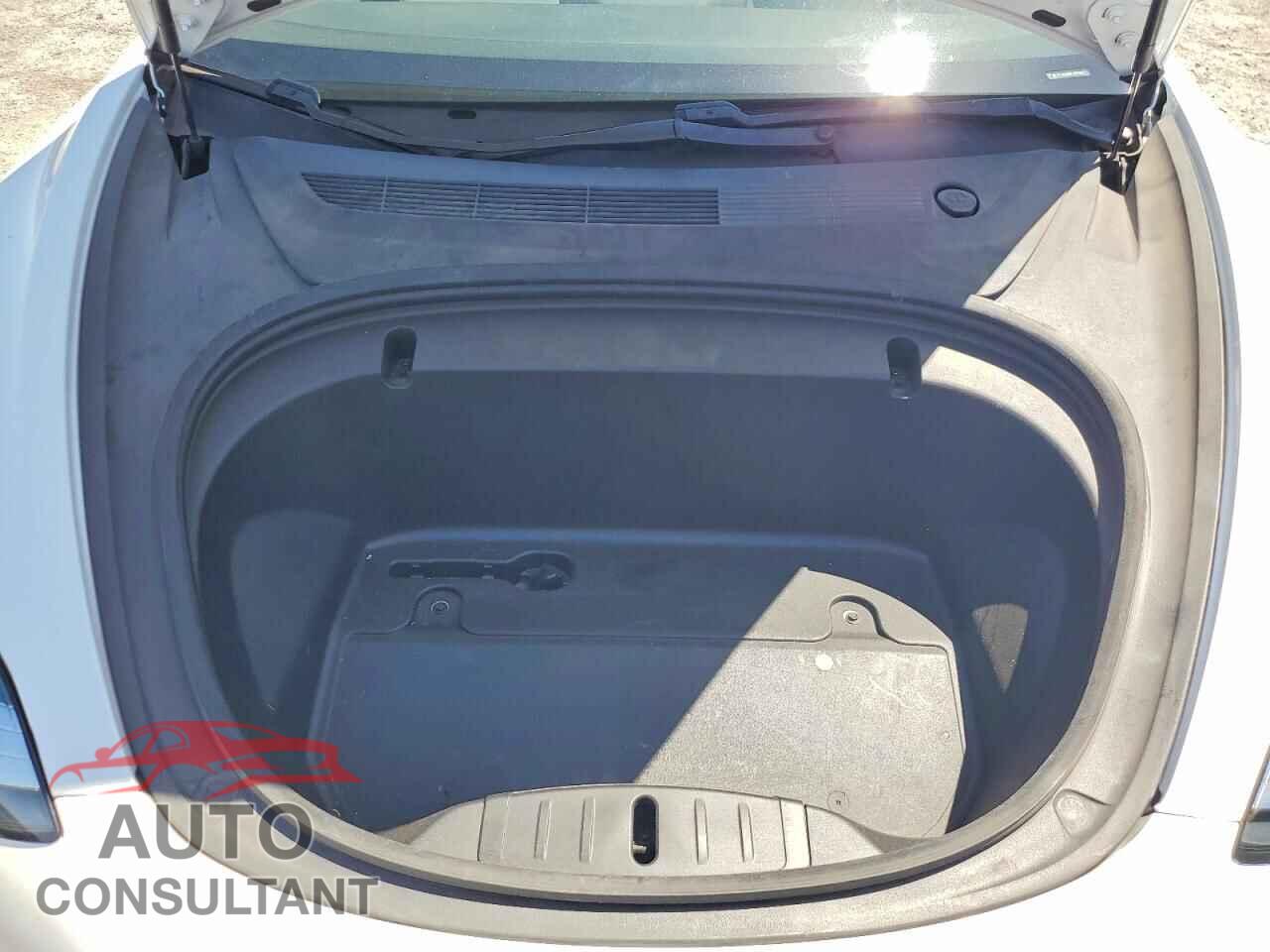 TESLA MODEL 3 2020 - 5YJ3E1EB8LF601256