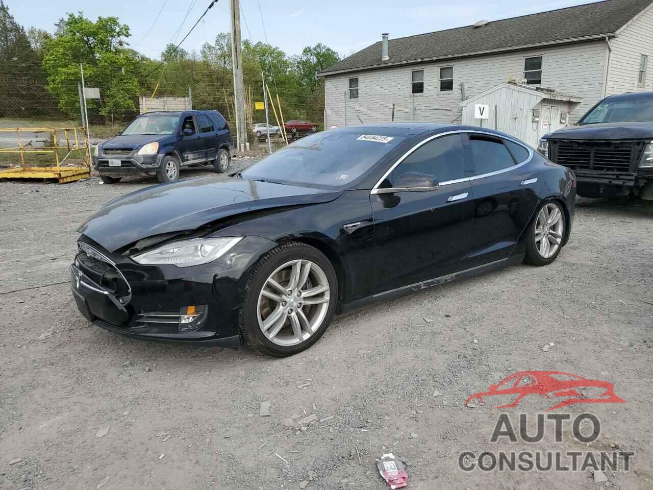 TESLA MODEL S 2015 - 5YJSA1E21FF116677
