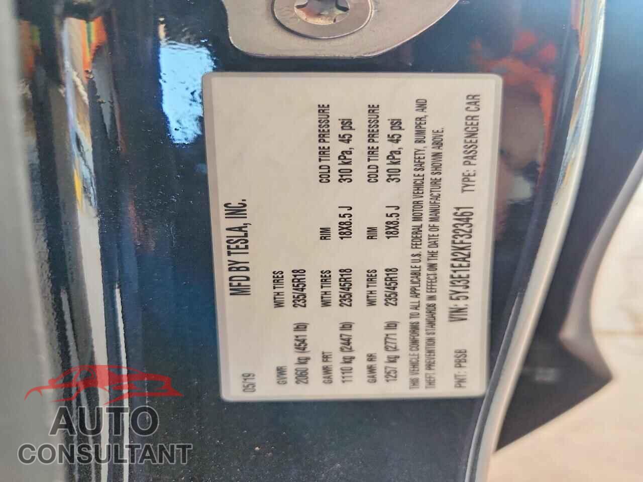 TESLA MODEL 3 2019 - 5YJ3E1EA2KF323461