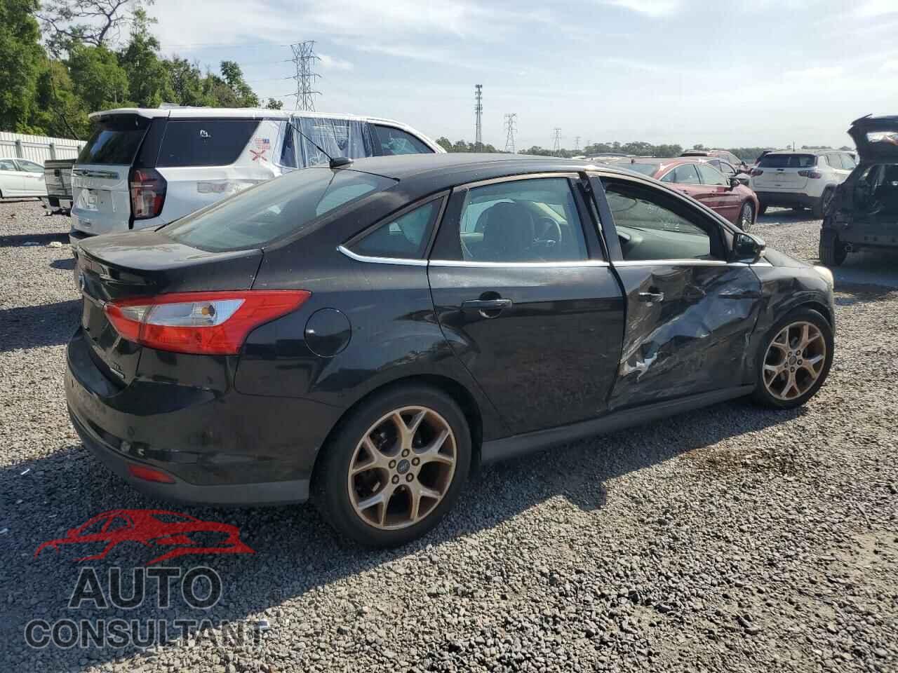 FORD FOCUS 2012 - 1FAHP3H27CL462344