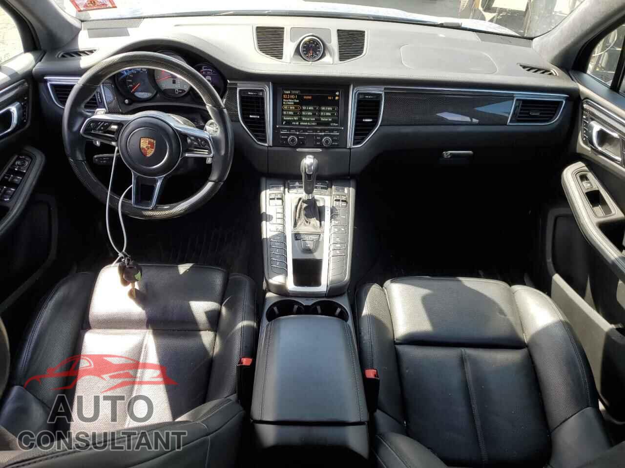 PORSCHE MACAN 2015 - WP1AB2A5XFLB72885