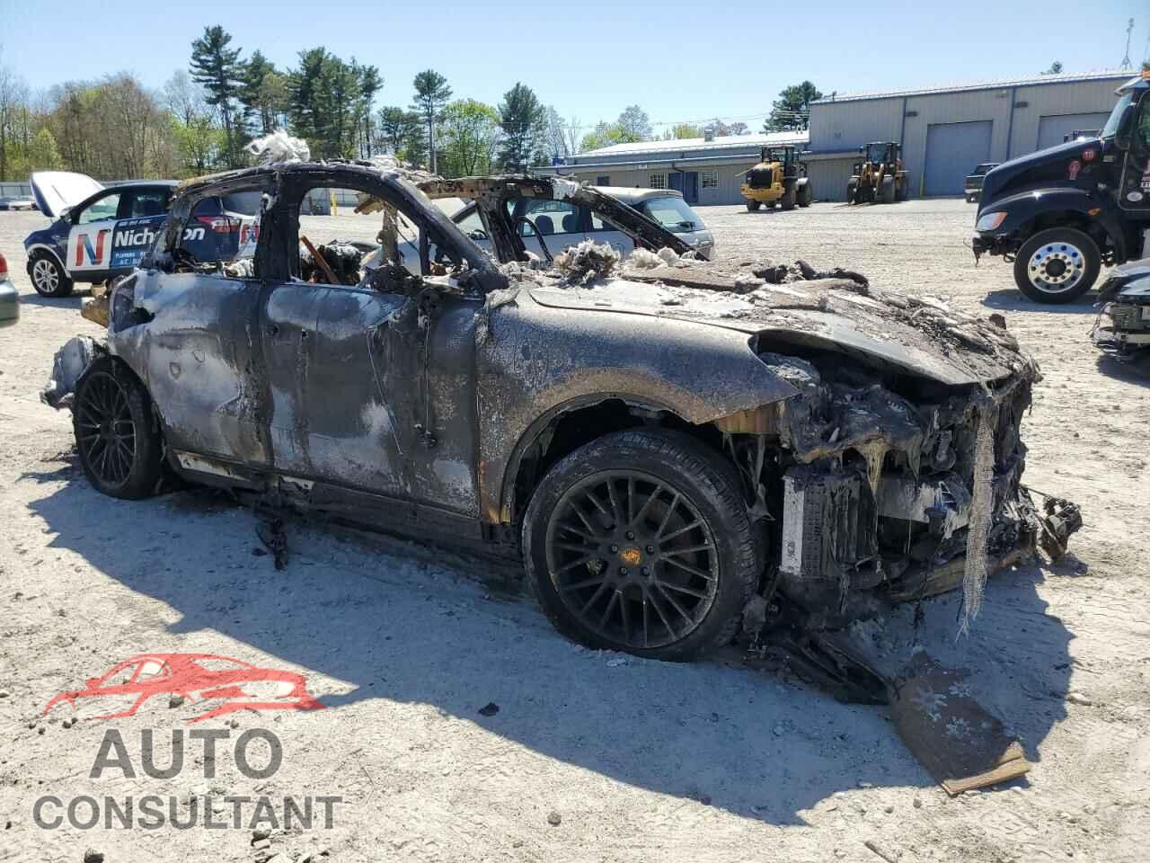 PORSCHE CAYENNE 2023 - WP1AE2AY0PDA12267