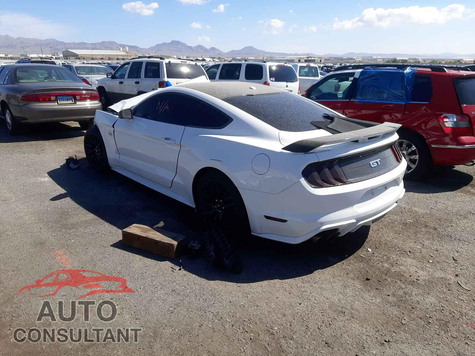 FORD MUSTANG 2019 - 1FA6P8CF8K5125828