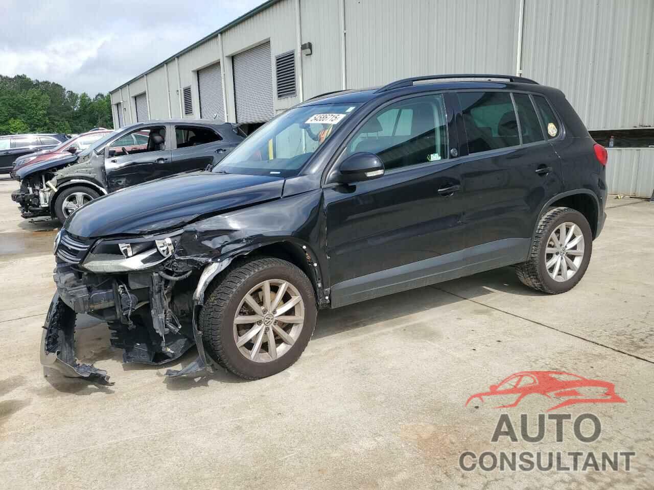 VOLKSWAGEN TIGUAN 2017 - WVGNV7AX4HK023188