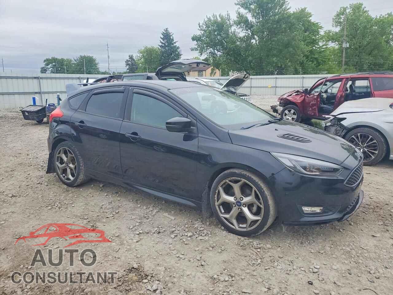 FORD FOCUS 2016 - 1FADP3K29GL249571