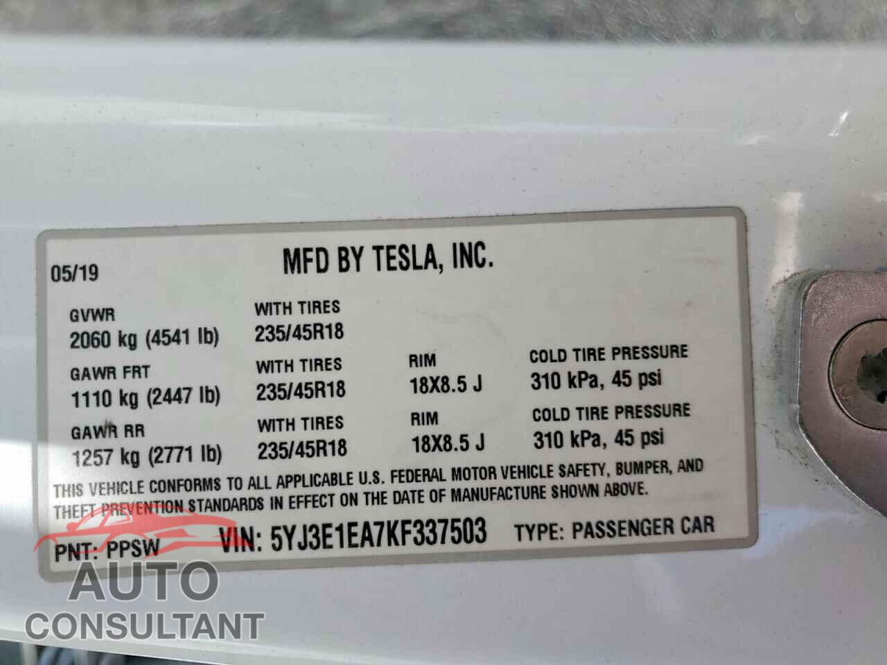 TESLA MODEL 3 2019 - 5YJ3E1EA7KF337503