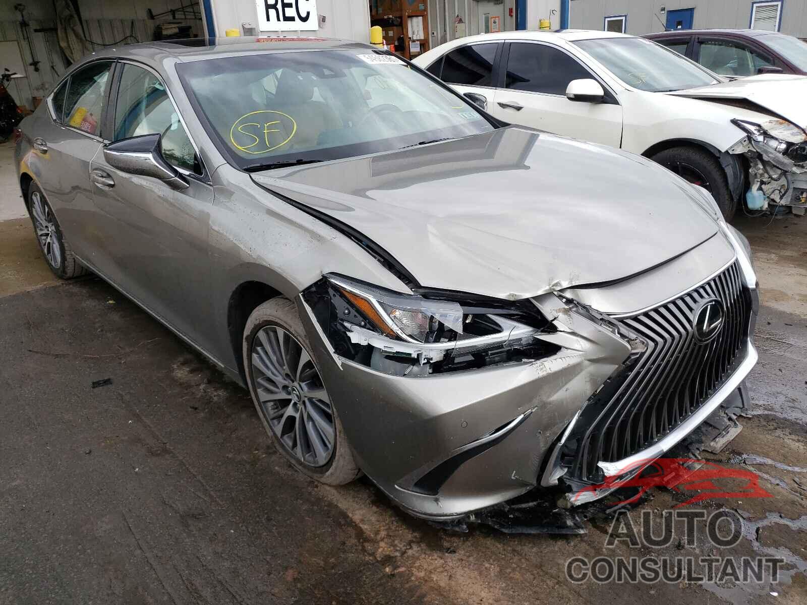 LEXUS ES350 2019 - 58ABZ1B19KU008253