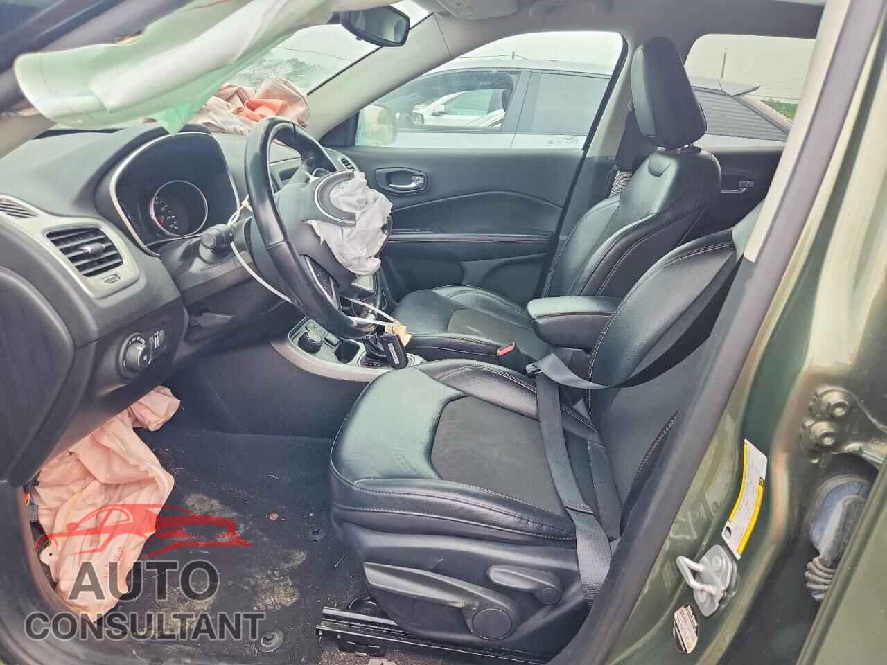 JEEP COMPASS 2020 - 3C4NJDBB2LT153799