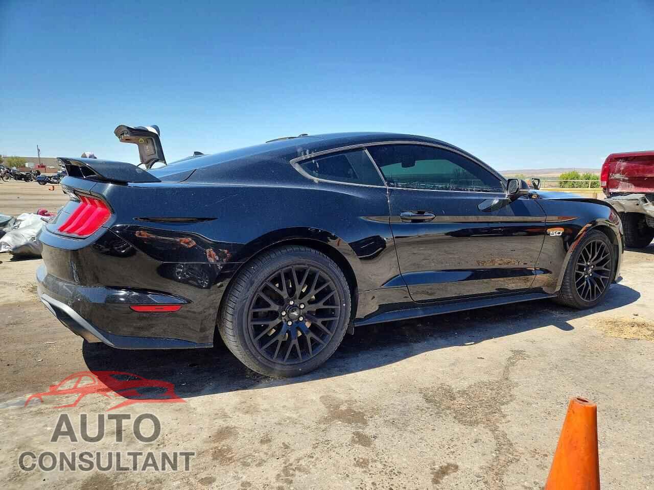 FORD MUSTANG 2019 - 1FA6P8CF1K5192996