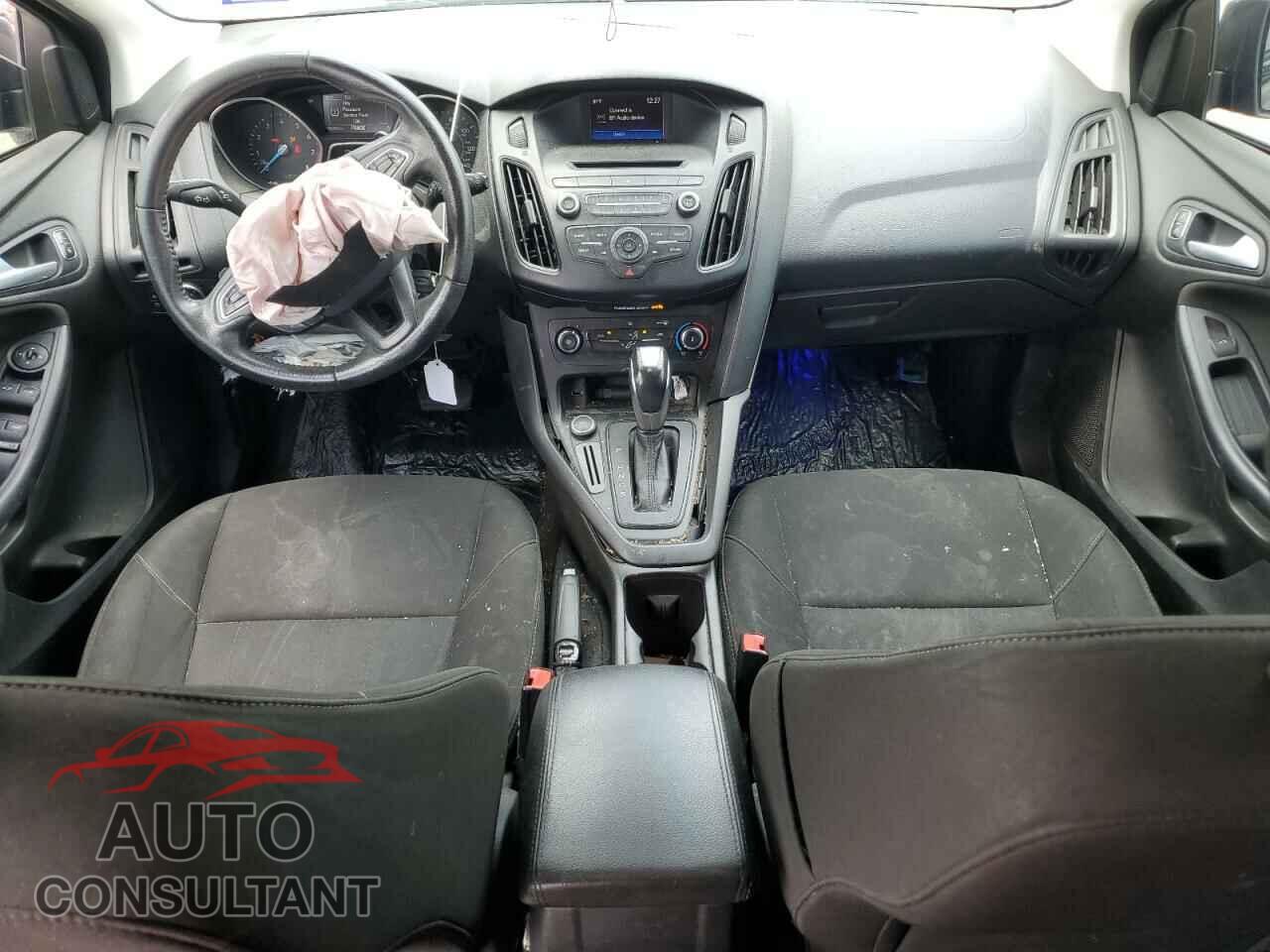 FORD FOCUS 2015 - 1FADP3K26FL323673