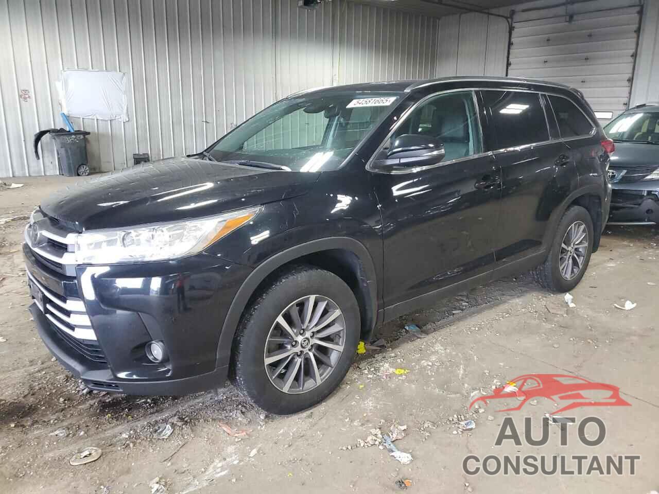 TOYOTA HIGHLANDER 2019 - 5TDJZRFH4KS579165