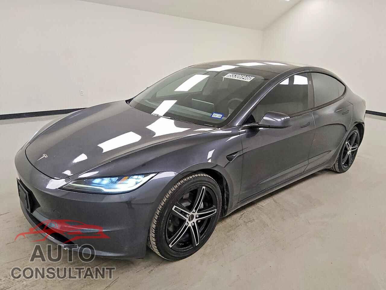 TESLA MODEL 3 2024 - 5YJ3E1EB4RF743791