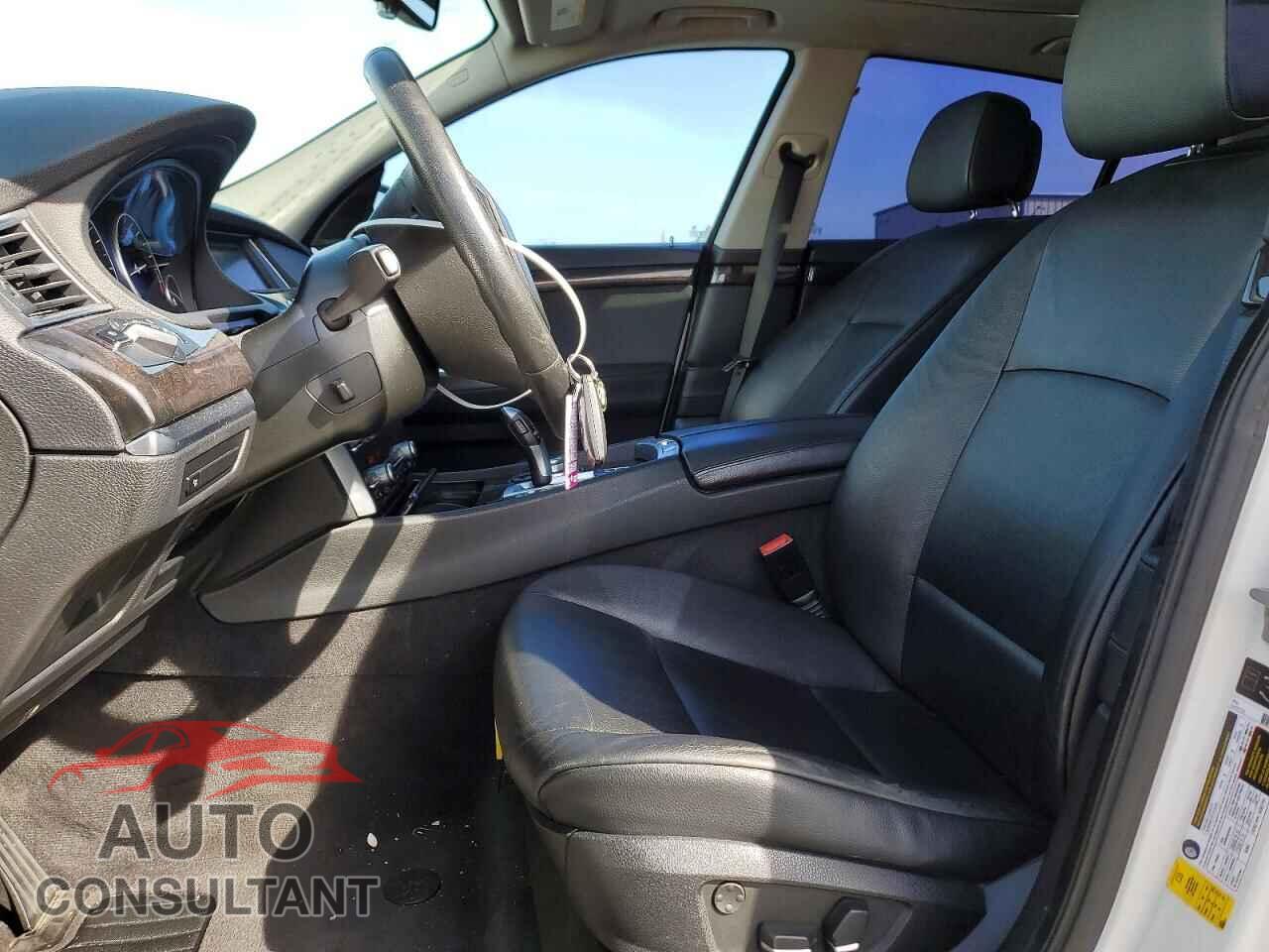 BMW 5 SERIES 2013 - WBASN2C59DC202902