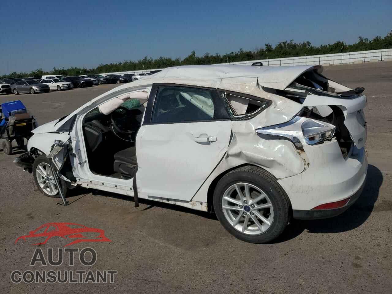 FORD FOCUS 2016 - 1FADP3K29GL345264