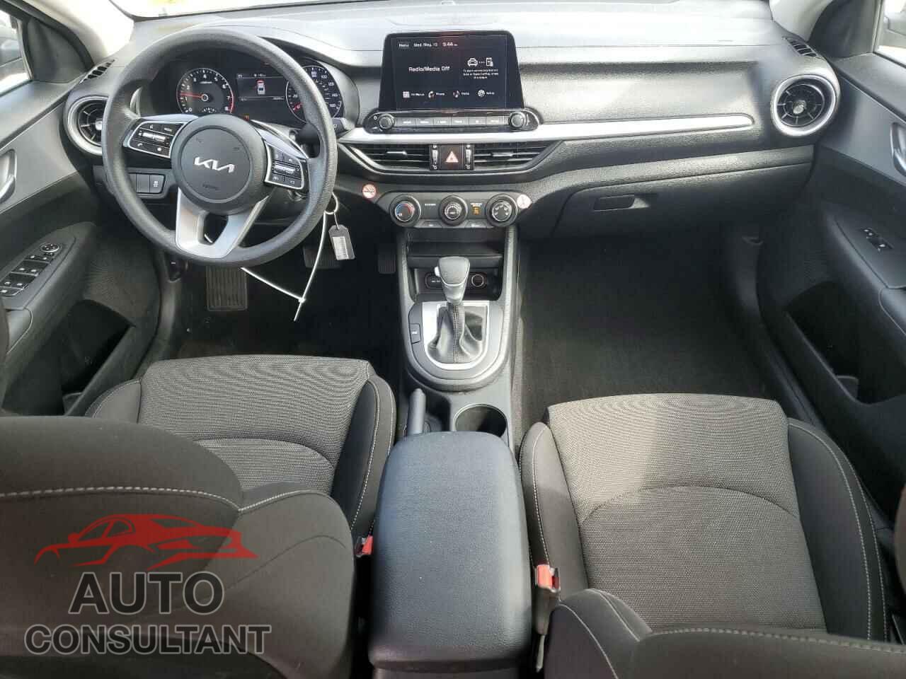 KIA FORTE 2023 - 3KPF24AD2PE556793