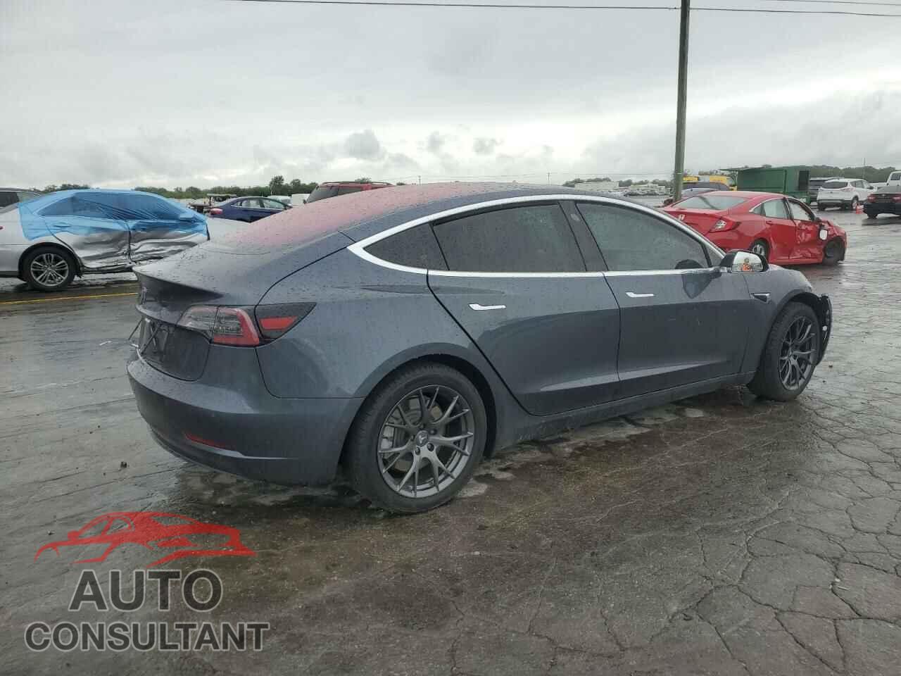 TESLA MODEL 3 2018 - 5YJ3E1EA1JF005118