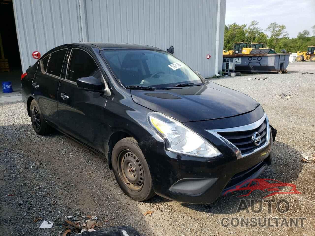 NISSAN VERSA 2017 - 3N1CN7AP8HL853587