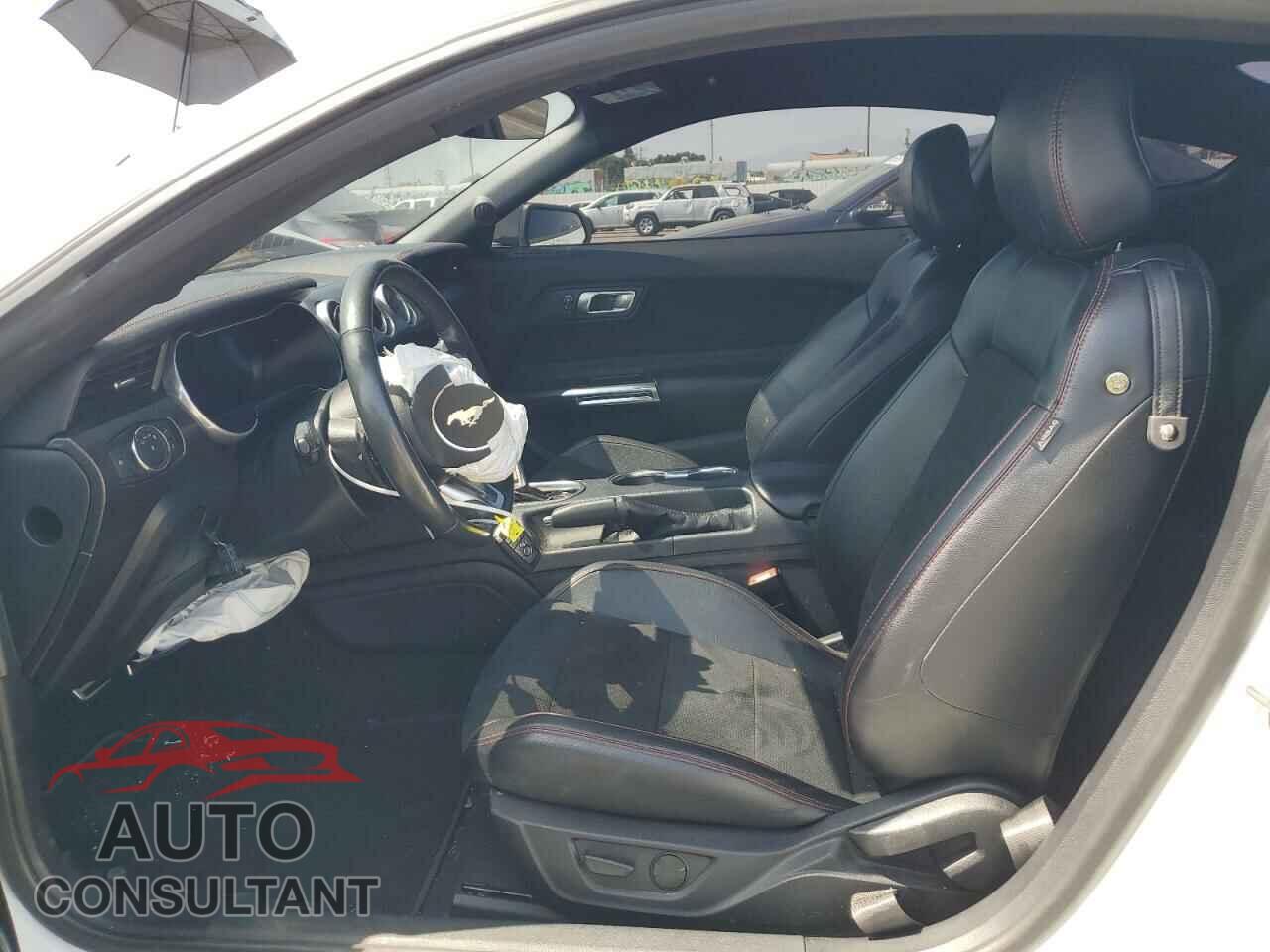 FORD MUSTANG 2021 - 1FA6P8CFXM5156128