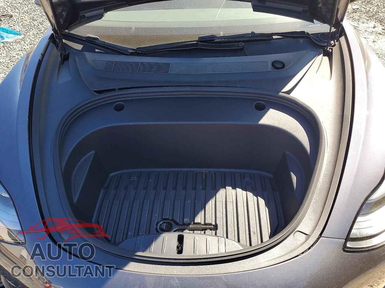 TESLA MODEL 3 2023 - 5YJ3E1EA6PF610258