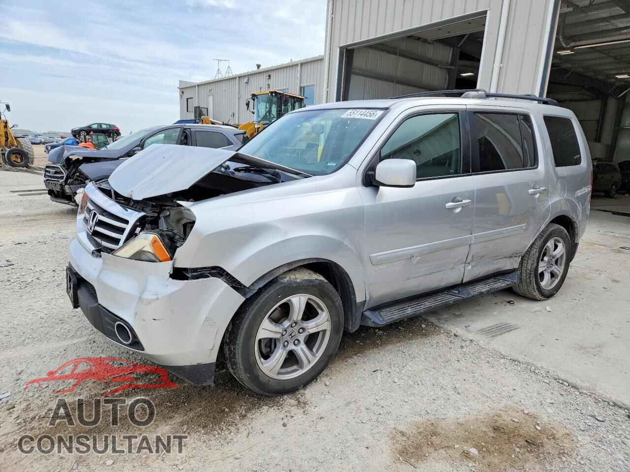 HONDA PILOT 2013 - 5FNYF4H64DB012029