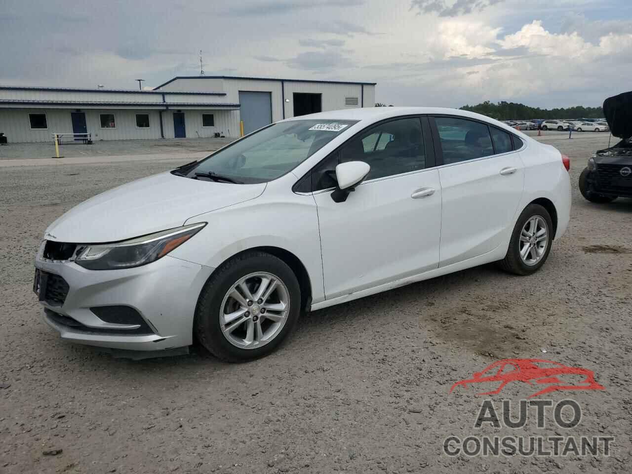 CHEVROLET CRUZE 2017 - 1G1BE5SM8H7246801