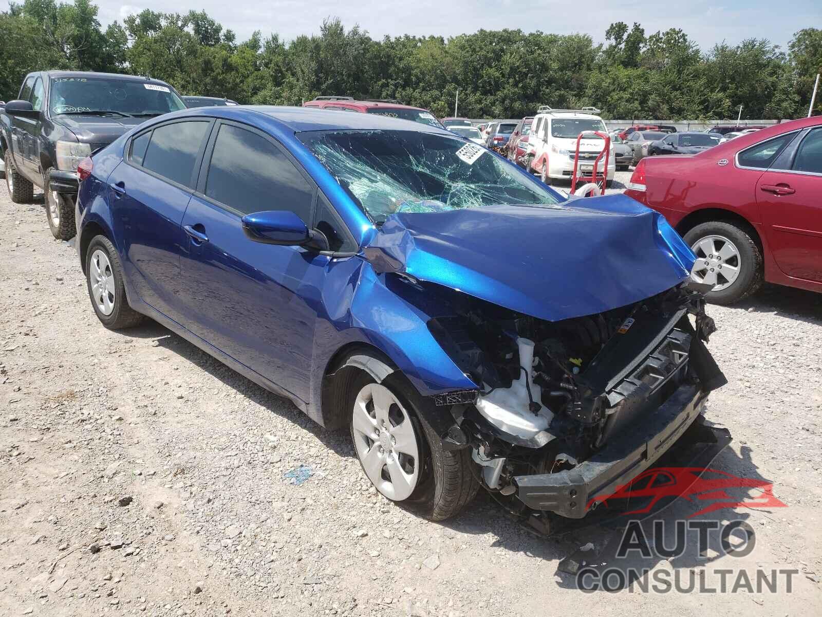 KIA FORTE 2018 - 3KPFL4A76JE226590