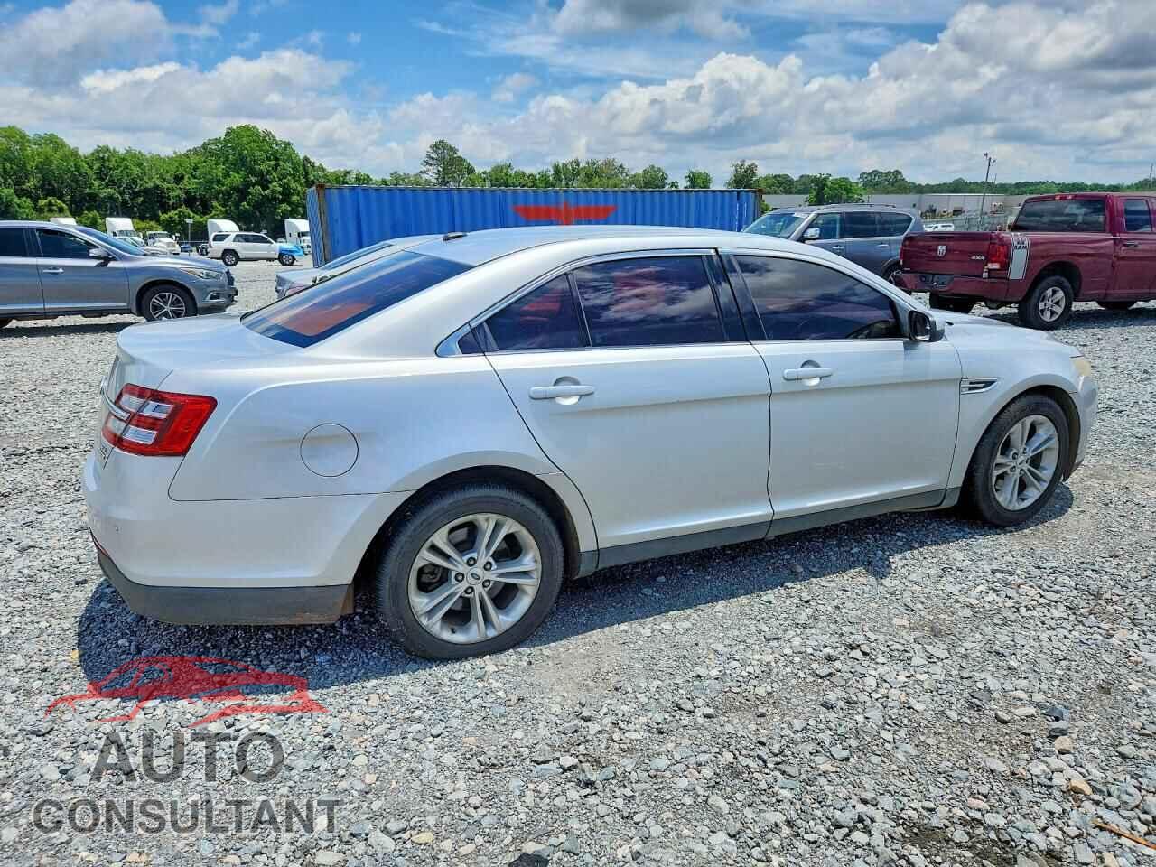FORD TAURUS 2013 - 1FAHP2E82DG146184