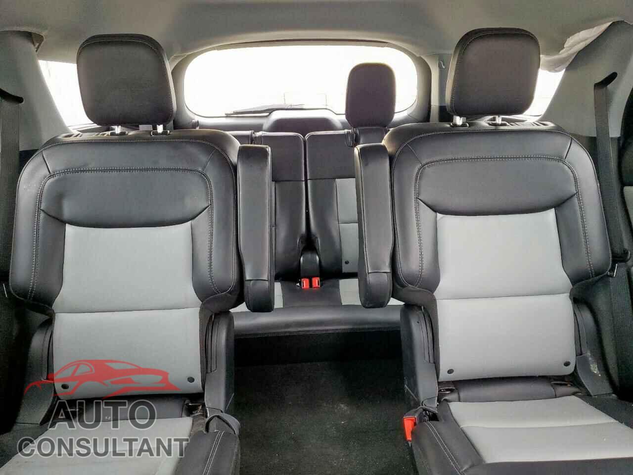 FORD EXPLORER 2023 - 1FMSK7DH1PGC13127