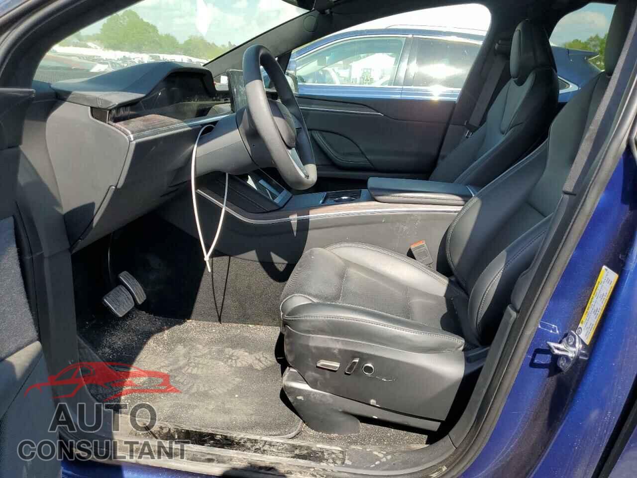TESLA MODEL X 2024 - 7SAXCDE51RF439209