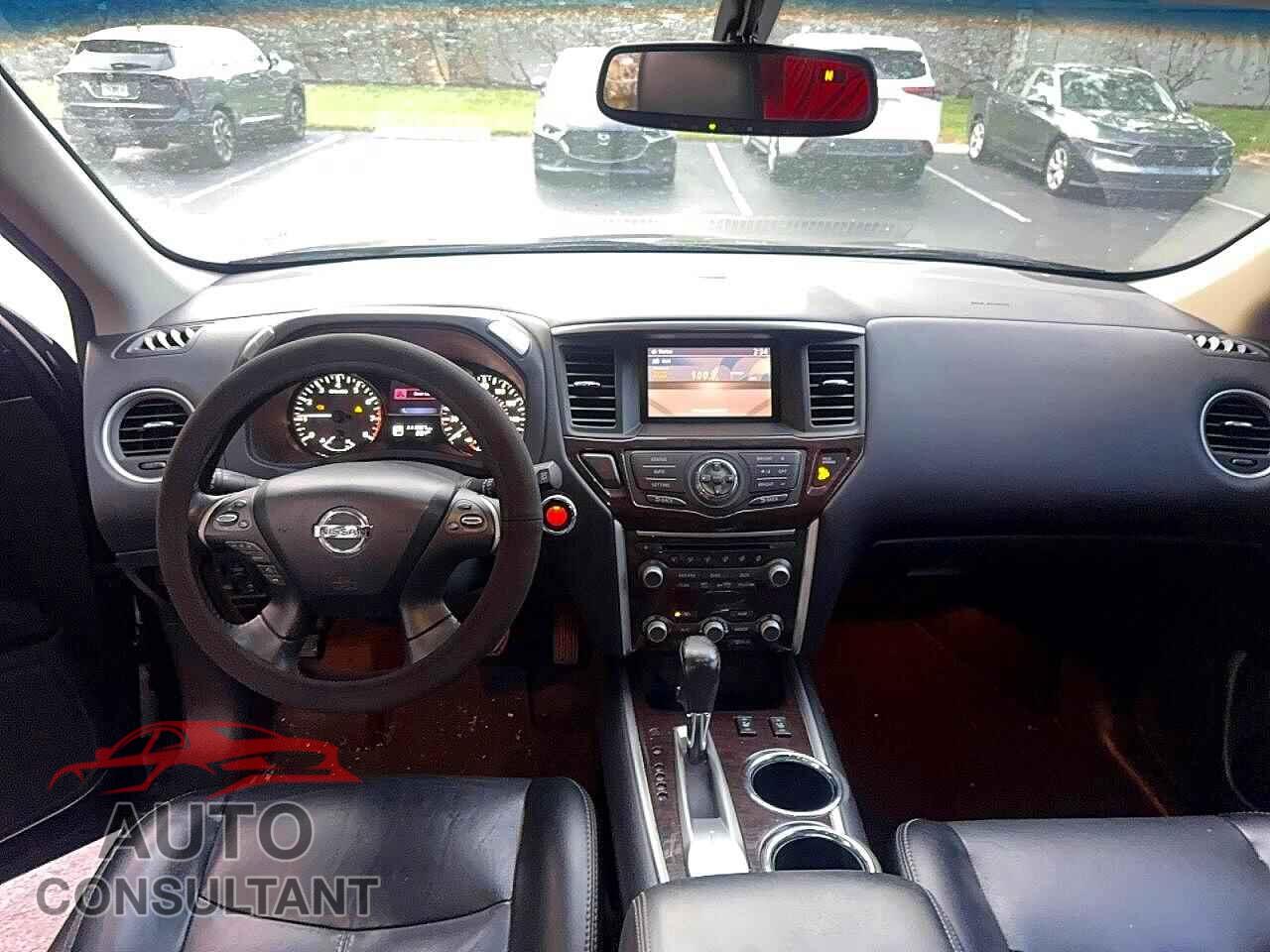 NISSAN PATHFINDER 2015 - 5N1AR2MN4FC622518