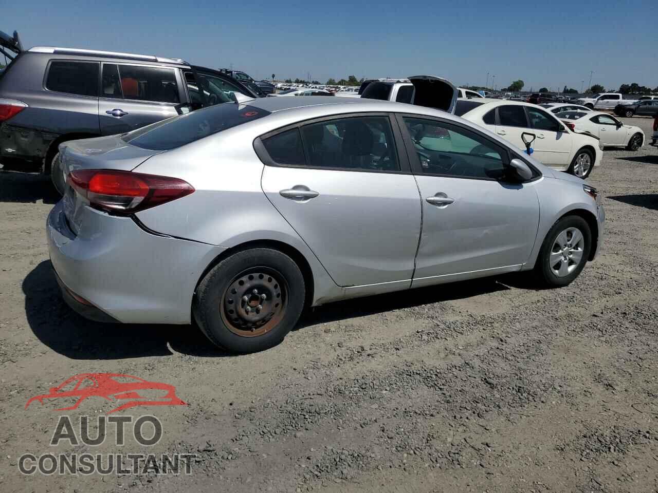 KIA FORTE 2017 - 3KPFK4A75HE033019