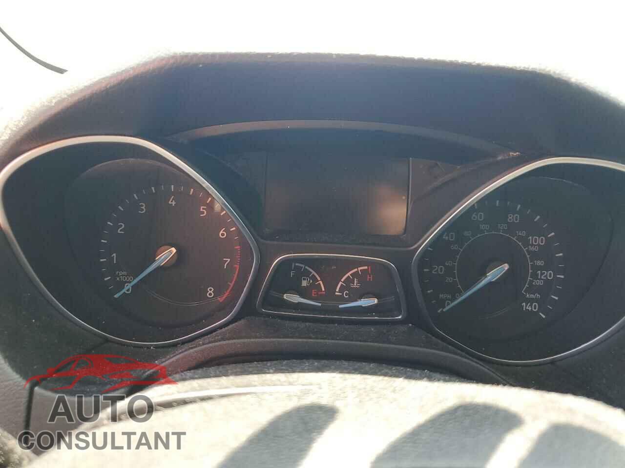 FORD FOCUS 2018 - 1FADP3K25JL315217