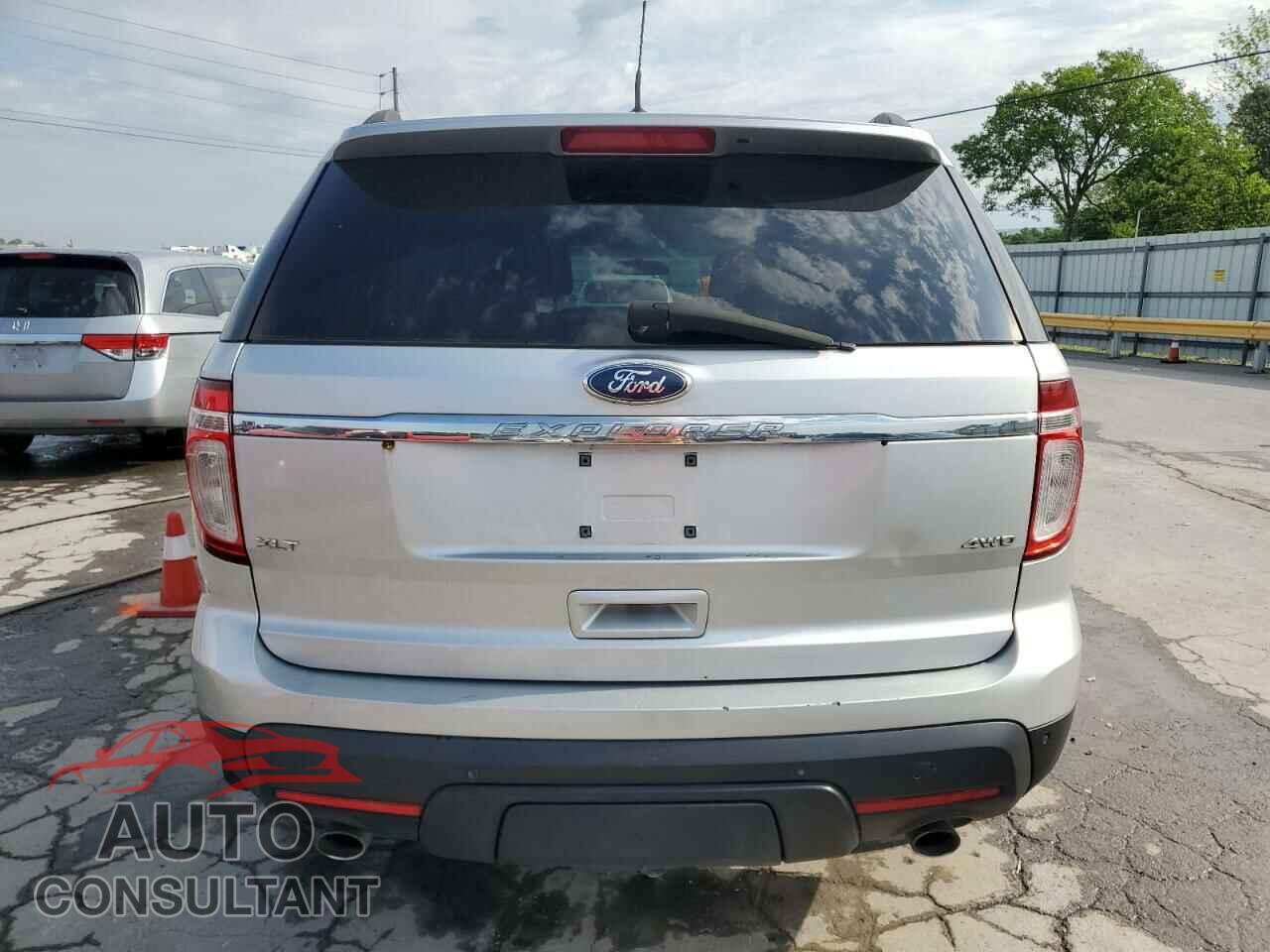 FORD EXPLORER 2011 - 1FMHK8D87BGA24815
