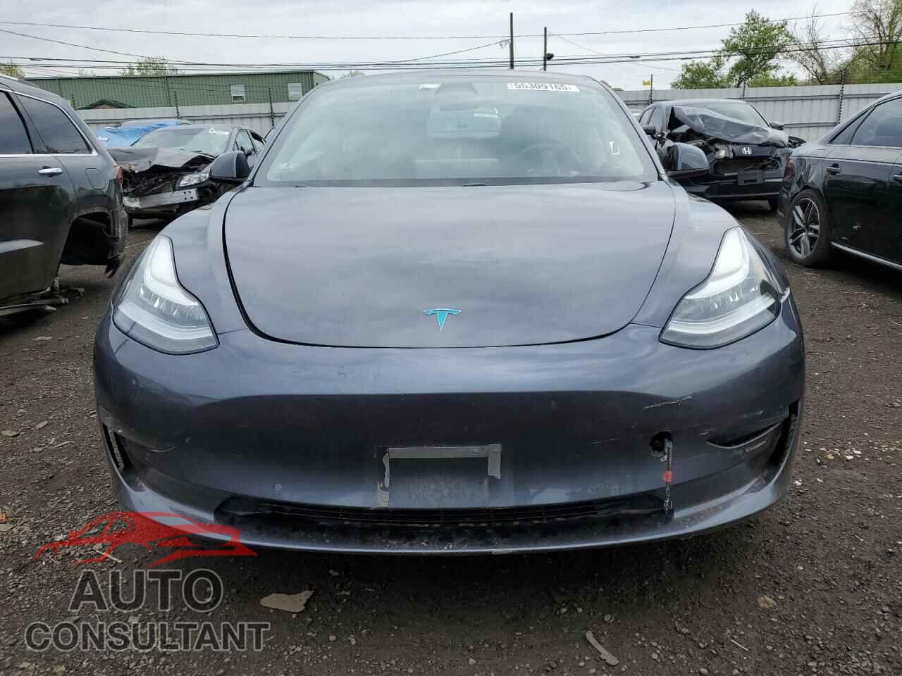 TESLA MODEL 3 2018 - 5YJ3E1EA0JF037199