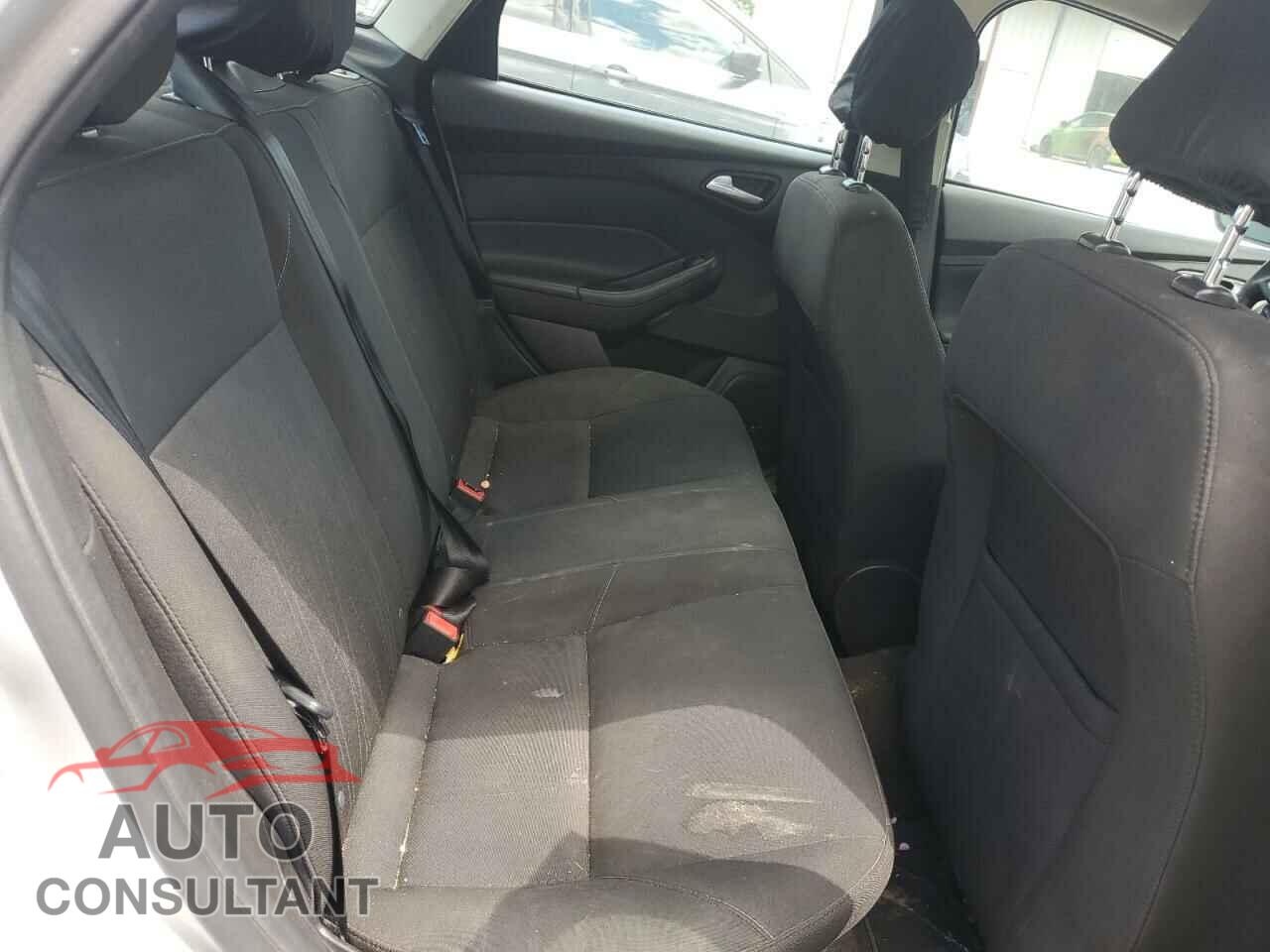FORD FOCUS 2017 - 1FADP3H21HL345994