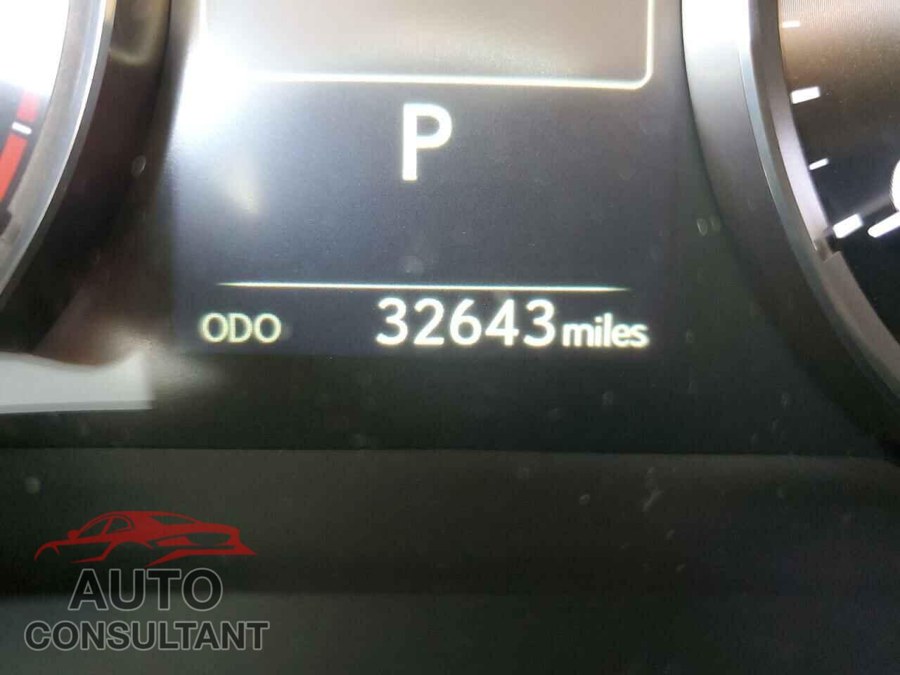 LEXUS IS 2017 - JTHCM1D27H5017670